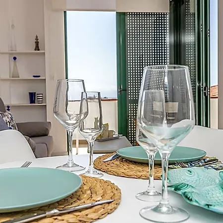Hotel Eden Coastal Retreat