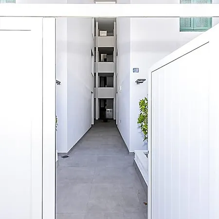 Eden Coastal Retreat 3*
